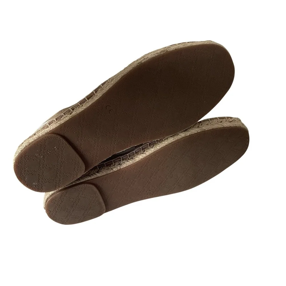 Vionic Valeri Tan White Stripe Espadrille Flats Size 9